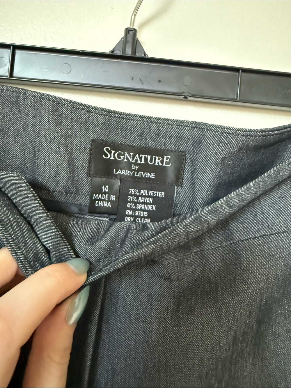 Larry Levine Charcoal Belted Blazer & Straight Pants - Picture 8 of 8